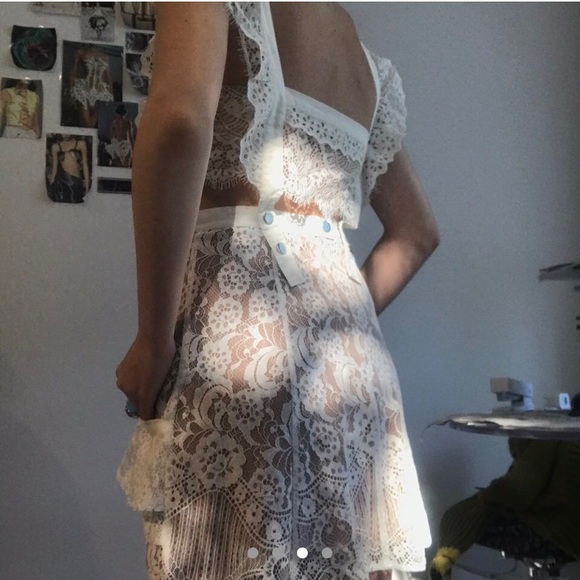 for life and lemon lace dress - Picture 3 of 4